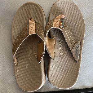 Rainbows cushioned flip flops